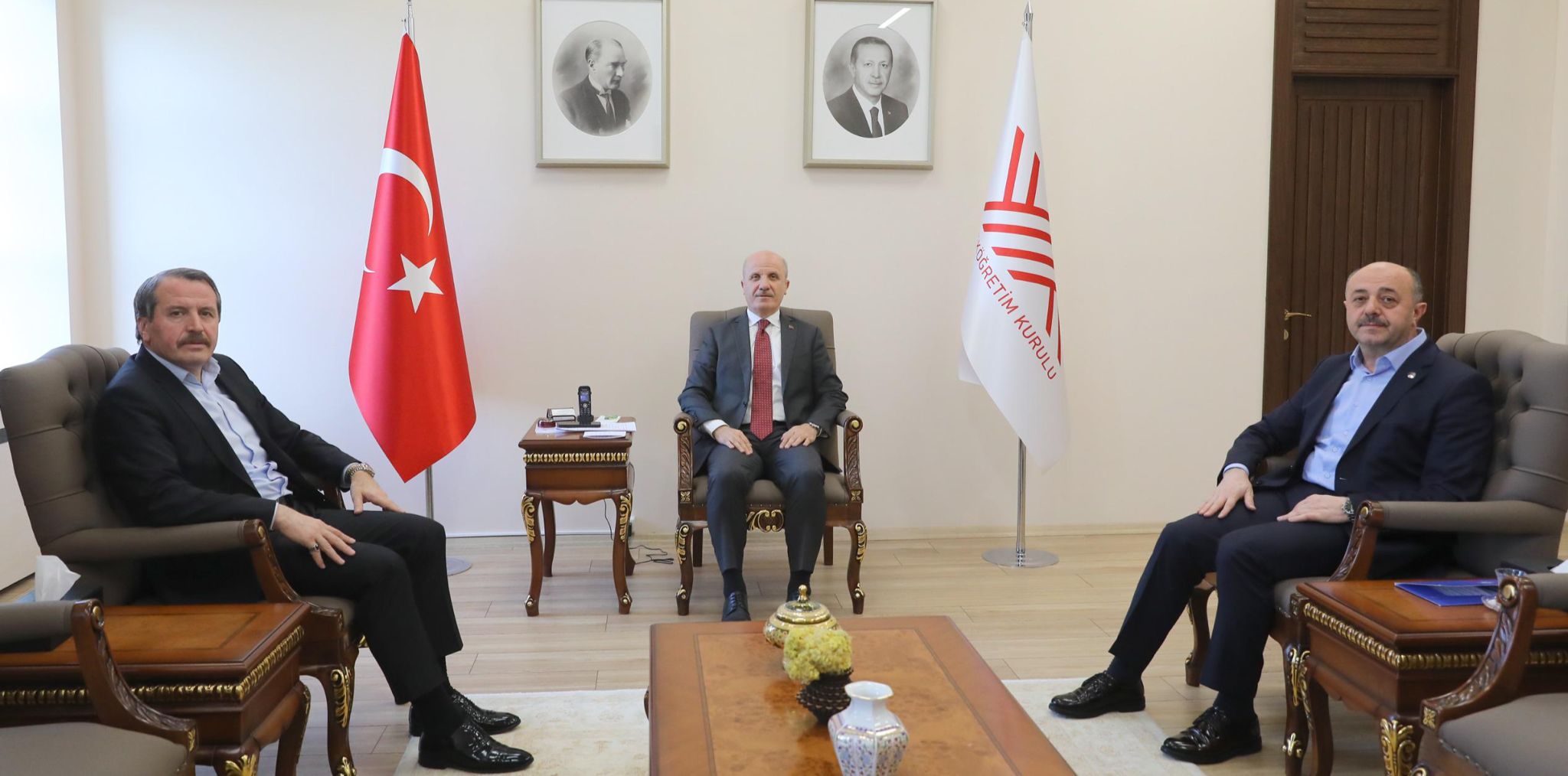 EBS Genel Başkanı Ali Yalçın, YÖK Başkanı Erol Özvar ile Görüştü